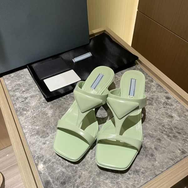 slippers 2021 summer new fish mouth shoes women's sandals lazy korean low heel letter zly, Black
slippers 2021 summer new fish mouth shoes women's sandals lazy korean low heel letter zly, Black