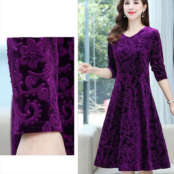 plus size print large womens dresses autumn winter long sleeved gold velvet, Black;gray
plus size print large womens dresses autumn winter long sleeved gold velvet, Black;gray