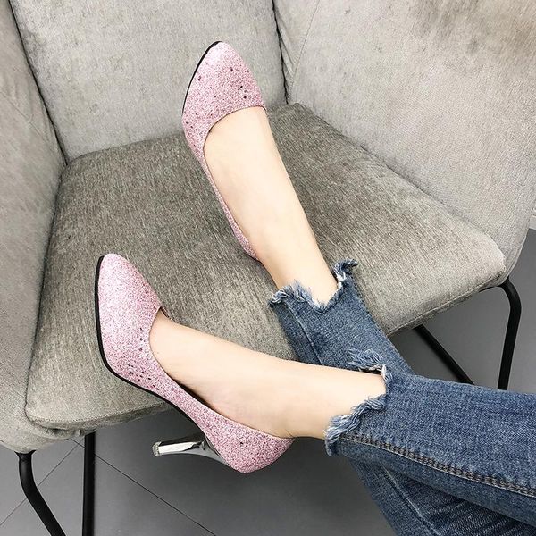 dress shoes 2021 shallow mouth sequin crystal thin heel round princess single women, Black
dress shoes 2021 shallow mouth sequin crystal thin heel round princess single women, Black