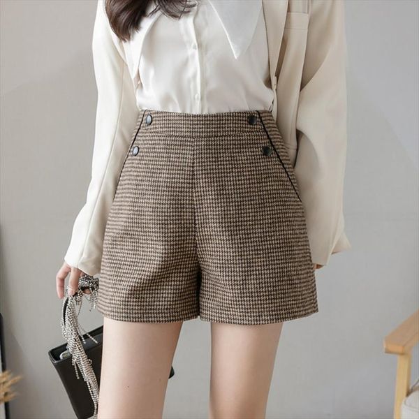 autumn winter houndstooth plaid booty womens shorts retro loose woolen casual wide leg boots femme, White;black
autumn winter houndstooth plaid booty womens shorts retro loose woolen casual wide leg boots femme, White;black