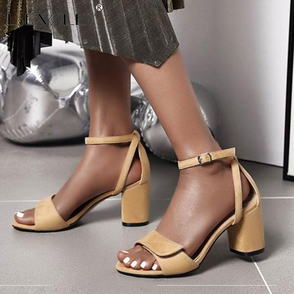 lsewilly summer woman shoes square heel sandals thick high lady buckle cover heels flock solid color size 34-43, Black
lsewilly summer woman shoes square heel sandals thick high lady buckle cover heels flock solid color size 34-43, Black
