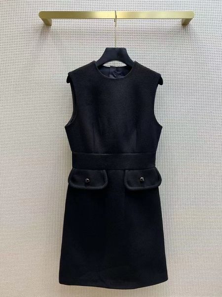 milan runway dresses 2022 spring summer o neck sleeveless women's designer dress brand same style clothing 0218-16, Black
milan runway dresses 2022 spring summer o neck sleeveless women's designer dress brand same style clothing 0218-16, Black
