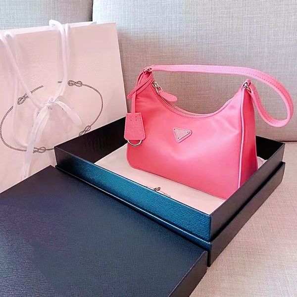 women shoulder bag ladies handbag luxurys designers bags large capacity genuine leather fashion luxury elegant high quality
women shoulder bag ladies handbag luxurys designers bags large capacity genuine leather fashion luxury elegant high quality