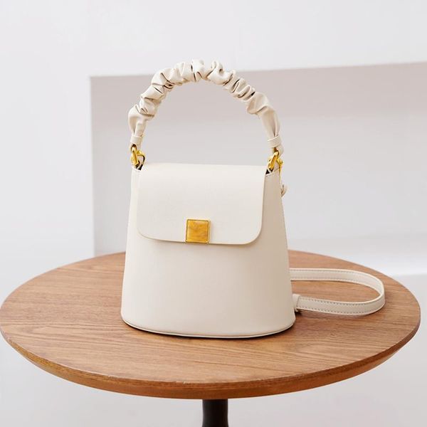 evening bags premium sense small bag 2021 trendy bucket fold handbag female summer shoulder messenger leather
evening bags premium sense small bag 2021 trendy bucket fold handbag female summer shoulder messenger leather