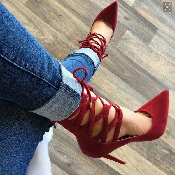 shoe the est brand name pointed to toe high-heeled pump-up hollow loop-out fashion stiletto heels dressed as wedding party shoes, Black
shoe the est brand name pointed to toe high-heeled pump-up hollow loop-out fashion stiletto heels dressed as wedding party shoes, Black