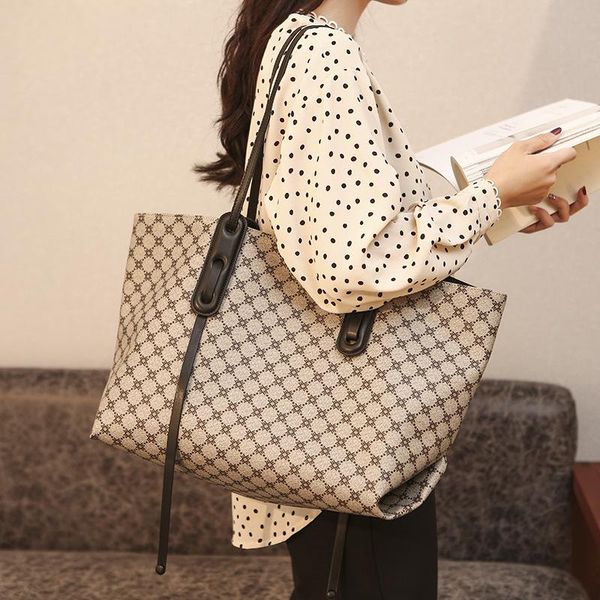 evening bags genuine leather women composite 2021 fashion larger capacity one shoulder ladies designer purse and handbags cc
evening bags genuine leather women composite 2021 fashion larger capacity one shoulder ladies designer purse and handbags cc