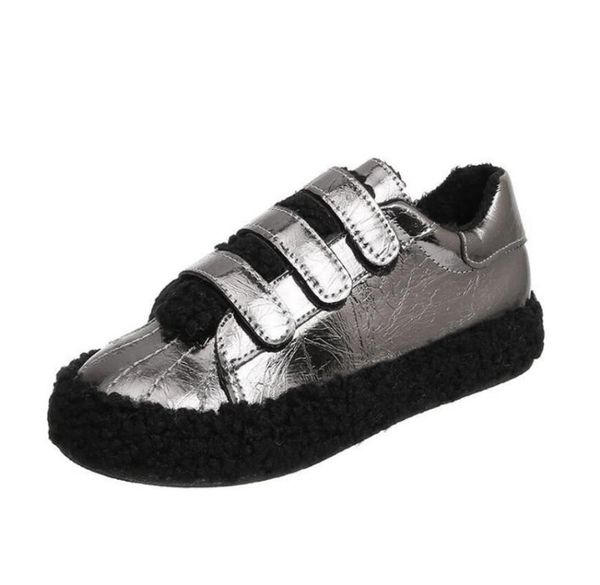 boots women's casual sneakers winter with plush fur warm shoes sport for men, Black 
boots women's casual sneakers winter with plush fur warm shoes sport for men, Black