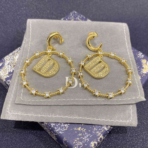 design jewelry new gold letter earrings with diamond, Golden