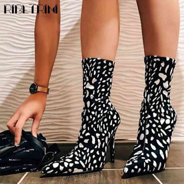 boots slip-on street ankle shoes ins brand mixed-color print women cool thin high heels boots, Black
boots slip-on street ankle shoes ins brand mixed-color print women cool thin high heels boots, Black