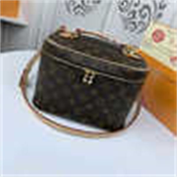 totes clutch handles brand clutches female cosmetic designer handbags iconic luxury shoulder bags urban cross body bag original m42265
totes clutch handles brand clutches female cosmetic designer handbags iconic luxury shoulder bags urban cross body bag original m42265