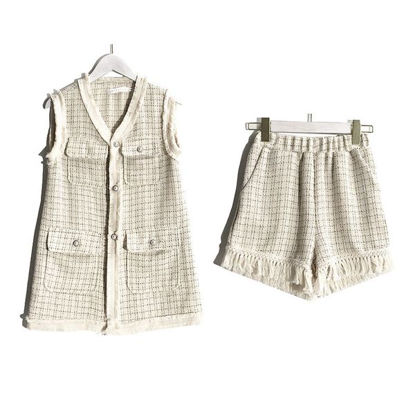 black ivory plaid tweed vest short women two pieces set button pocket elegant vintage t0172 210514, White
black ivory plaid tweed vest short women two pieces set button pocket elegant vintage t0172 210514, White
