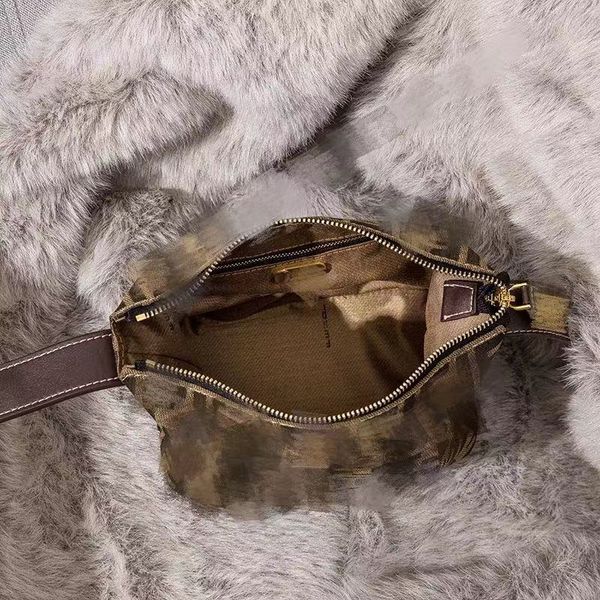 spring summer 2021 embossed puffy leather chain bag coussin pm handbag fashion-forward shoulder bags cross-body with the strap purse wallet
spring summer 2021 embossed puffy leather chain bag coussin pm handbag fashion-forward shoulder bags cross-body with the strap purse wallet