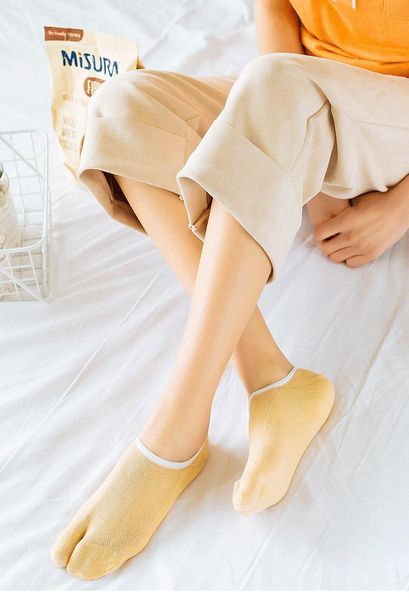 socks & hosiery 2 pairs women cotton two toe couple split solid color low cut, Black;white
socks & hosiery 2 pairs women cotton two toe couple split solid color low cut, Black;white