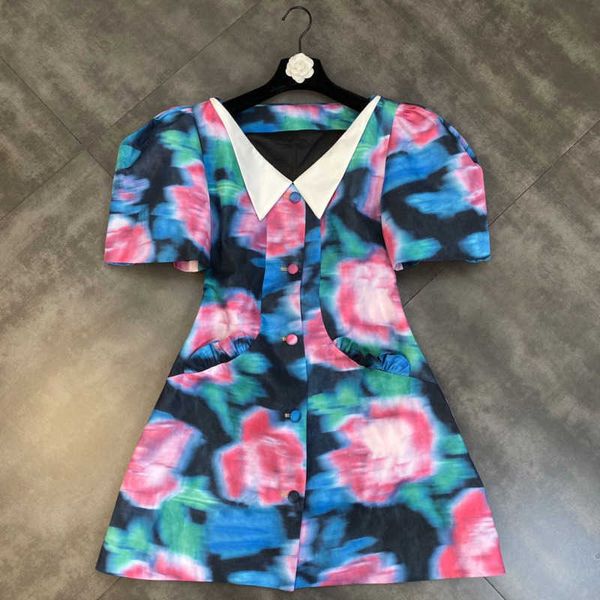 fabpop design short puff sleeve turn down collar vintage print slim high waist mini dress single breasted buttons gb981 210709, Black;gray
fabpop design short puff sleeve turn down collar vintage print slim high waist mini dress single breasted buttons gb981 210709, Black;gray
