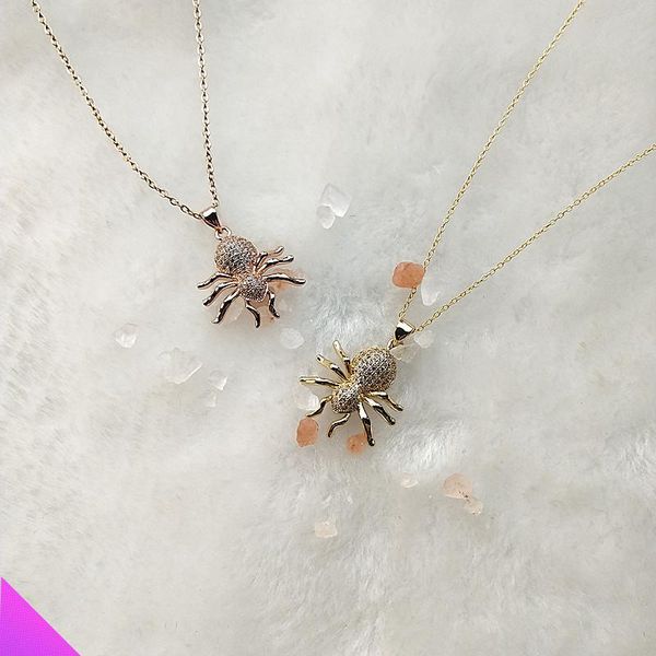 wholesale 10 product inlaid rhinestone cute spider necklace 2 colors classic fashion ladies men's jewelry christmas gifts pendant neckl, Silver
wholesale 10 product inlaid rhinestone cute spider necklace 2 colors classic fashion ladies men's jewelry christmas gifts pendant neckl, Silver