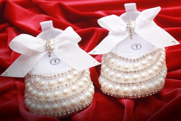 first walkers qyflyxue handmade pearl diamond baby princess daytime prom shoe hand-drilled soft sole
first walkers qyflyxue handmade pearl diamond baby princess daytime prom shoe hand-drilled soft sole