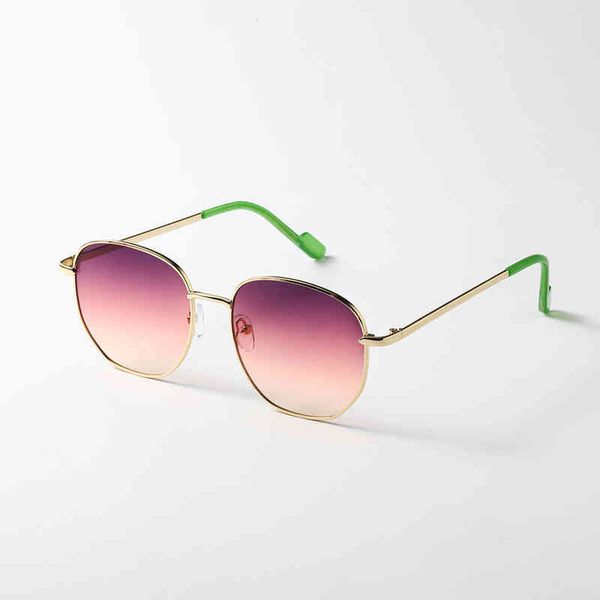 sunglasses five colored horse glasses 2421 square thin frame gradient color trend women's sunglasses fashion men's, White;black
sunglasses five colored horse glasses 2421 square thin frame gradient color trend women's sunglasses fashion men's, White;black