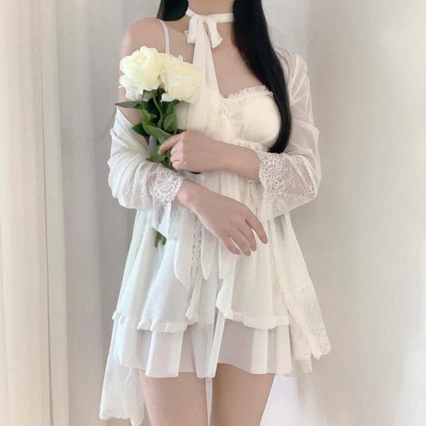 casual dresses 2021 spring and summer style retro women nightdress sling two-piece court chiffon lacework high quality, Black;gray
casual dresses 2021 spring and summer style retro women nightdress sling two-piece court chiffon lacework high quality, Black;gray