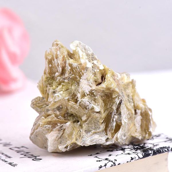 decorative objects & figurines 1pc natural stone mica sheet irregular shape rock mineral specimen healing ornaments process collection home
decorative objects & figurines 1pc natural stone mica sheet irregular shape rock mineral specimen healing ornaments process collection home