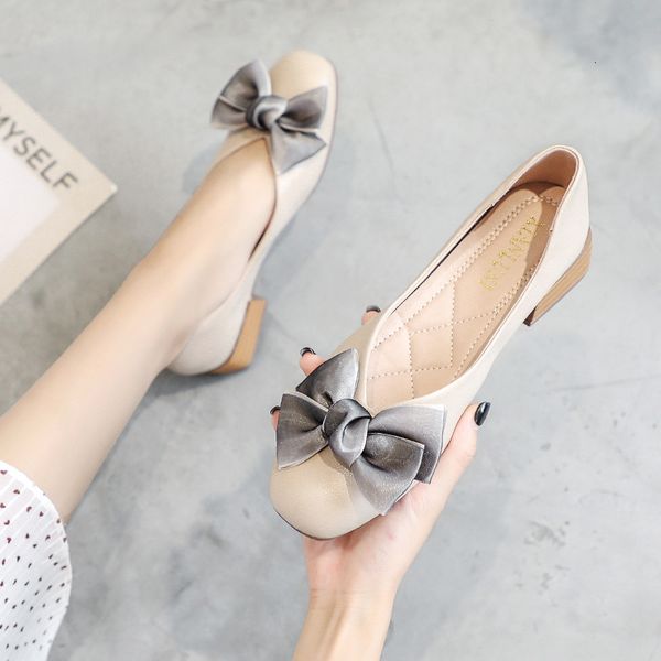 dress shoes silk butterfly-knot flat loafers women slip on square toe moccasins spring sweet fairy woman creepers large size 40/41 fog8, Black
dress shoes silk butterfly-knot flat loafers women slip on square toe moccasins spring sweet fairy woman creepers large size 40/41 fog8, Black