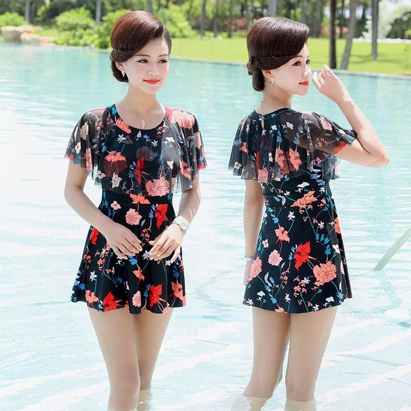 two-piece suits 2021 two pieces swimsuit skirt swimwear female flounce swimming suit for womens tankini plus size printed bathing 4xl
two-piece suits 2021 two pieces swimsuit skirt swimwear female flounce swimming suit for womens tankini plus size printed bathing 4xl