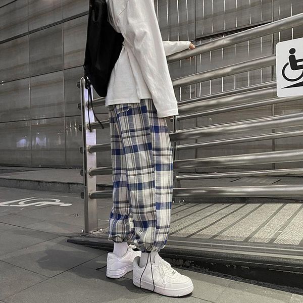 m-3xlkorean autumn young students handsome trendy plaid casual pants male drawstring 9-point sports pants. men's, Black
m-3xlkorean autumn young students handsome trendy plaid casual pants male drawstring 9-point sports pants. men's, Black