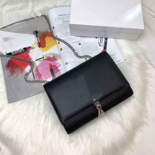 2021 designers handbags sunset tassels messenger bag women chain shoulder bags fashion crossbody pocket purse
2021 designers handbags sunset tassels messenger bag women chain shoulder bags fashion crossbody pocket purse