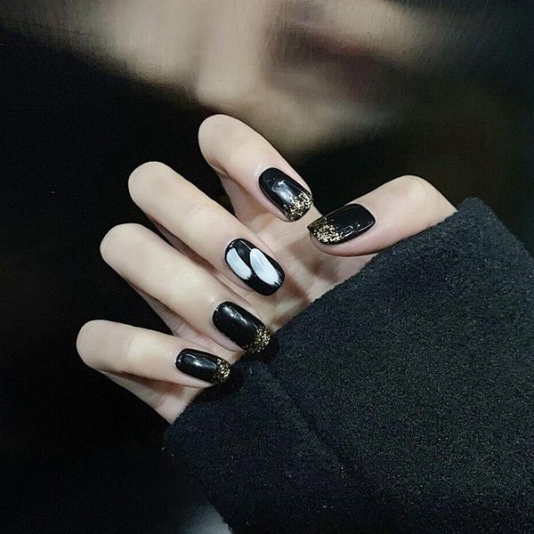 false nails adhesive nail beauty in black and white detachable attractive fashion simple glue stype for women's daily life, Red;gold
false nails adhesive nail beauty in black and white detachable attractive fashion simple glue stype for women's daily life, Red;gold