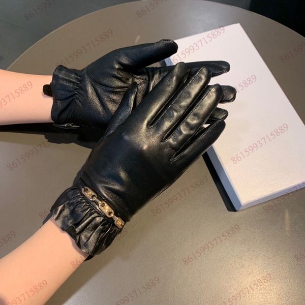 women gloves five fingers cashmere lining mittens female touch screen butterfly warm sheep skin glove, Blue;gray
women gloves five fingers cashmere lining mittens female touch screen butterfly warm sheep skin glove, Blue;gray