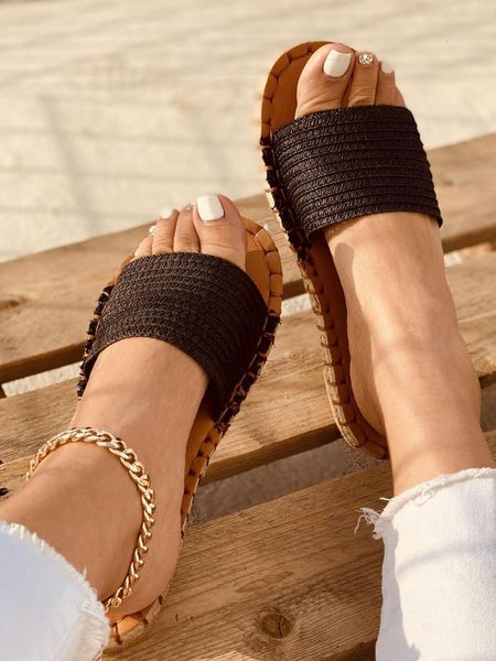 slippers summer weave women flat heel sewing sole open toe outdoor beach slides vintage trend sandals ladies shoes female e47s, Black
slippers summer weave women flat heel sewing sole open toe outdoor beach slides vintage trend sandals ladies shoes female e47s, Black
