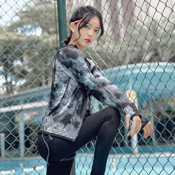 fitness 2021 women's spring and summer gym running long sleeve jacket yoga clothes sports, Gray
fitness 2021 women's spring and summer gym running long sleeve jacket yoga clothes sports, Gray