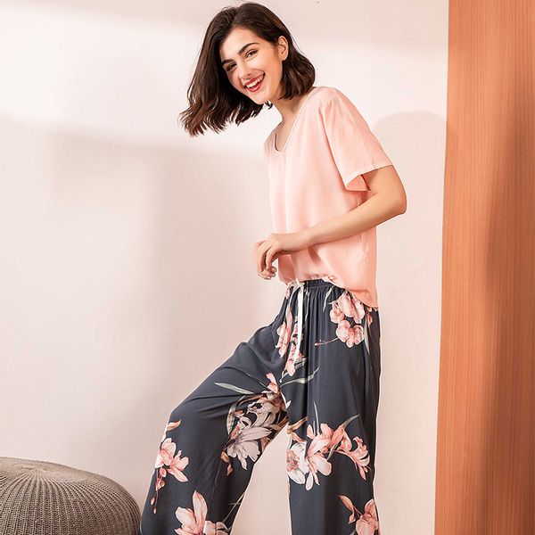 women's sleepwear pink floral printed pajamas set women cotton satin comfort v-neck loose ladies pants 2pcs homewear casual we, Black;red
women's sleepwear pink floral printed pajamas set women cotton satin comfort v-neck loose ladies pants 2pcs homewear casual we, Black;red