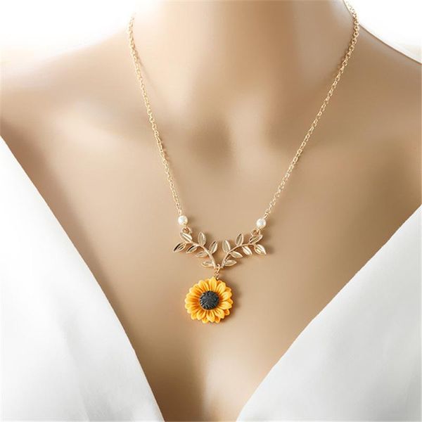 pendant necklaces delicate women gold necklace custom sunflower pearl creative sweater, Silver
pendant necklaces delicate women gold necklace custom sunflower pearl creative sweater, Silver