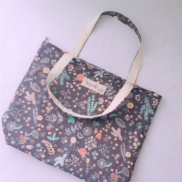 women classic cartoon bag chains shoulder bags luxurys designers handbags fashion cross body handbag clutch purses wallet temperament letter
women classic cartoon bag chains shoulder bags luxurys designers handbags fashion cross body handbag clutch purses wallet temperament letter