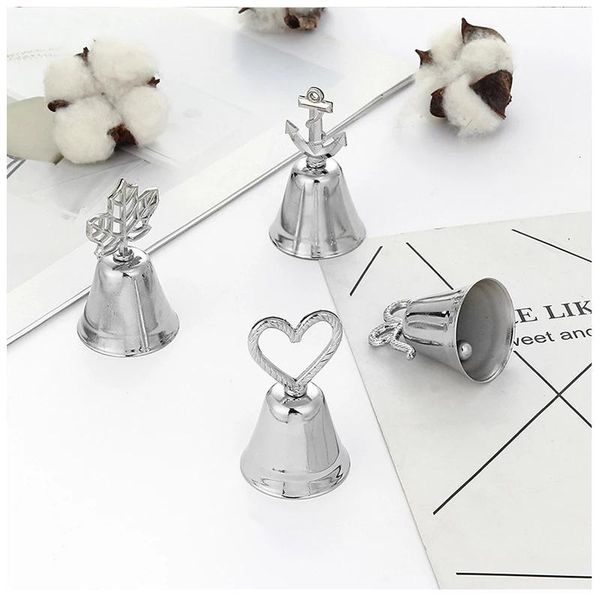 party decoration 2021 "kissing bell" silver and gold bell card holder/po holder wedding table gifts
party decoration 2021 "kissing bell" silver and gold bell card holder/po holder wedding table gifts