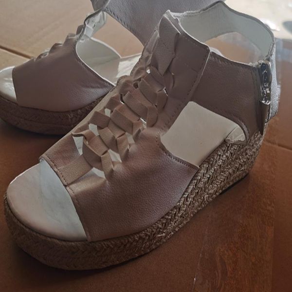 wedges sandals summer 2021 fashion women's casual slope open toe all-match zipper shoes women, Black
wedges sandals summer 2021 fashion women's casual slope open toe all-match zipper shoes women, Black