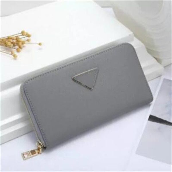 2022 fashion women clutch credit card wallet pu leather single zipper wallets lady ladies long classical coin purse 01, Red;black
2022 fashion women clutch credit card wallet pu leather single zipper wallets lady ladies long classical coin purse 01, Red;black