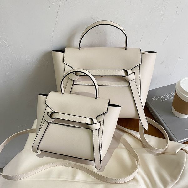 messenger bags messenger bags2021 single shoulder straddle fashion large capacity handbag foreign style women's bag
messenger bags messenger bags2021 single shoulder straddle fashion large capacity handbag foreign style women's bag