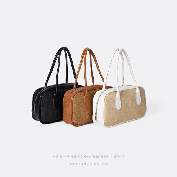 retro hand bag female 2021 summer and autumn new female bag trend fashion leather stitching pillow bag grass knitting
retro hand bag female 2021 summer and autumn new female bag trend fashion leather stitching pillow bag grass knitting