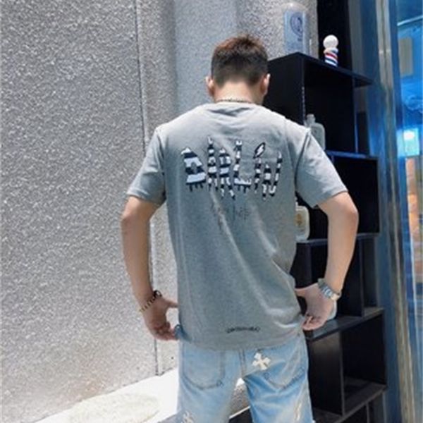 fashion outlet 21ss chrome 21ss tide brand horseshoe cross sanskrit short sleeve casual t-shirt for men and women, White;black
fashion outlet 21ss chrome 21ss tide brand horseshoe cross sanskrit short sleeve casual t-shirt for men and women, White;black