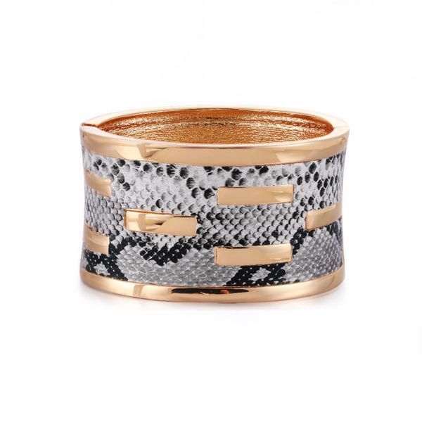 snake pattern bracelet fashion alloy wide brim open bracelet personality small crowd style hand decoration straight, Black
snake pattern bracelet fashion alloy wide brim open bracelet personality small crowd style hand decoration straight, Black