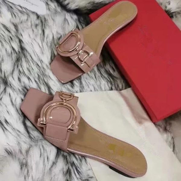 slippers flat heel summer beach slides women fashion designer mental buckle sandals female big size 43, Black
slippers flat heel summer beach slides women fashion designer mental buckle sandals female big size 43, Black