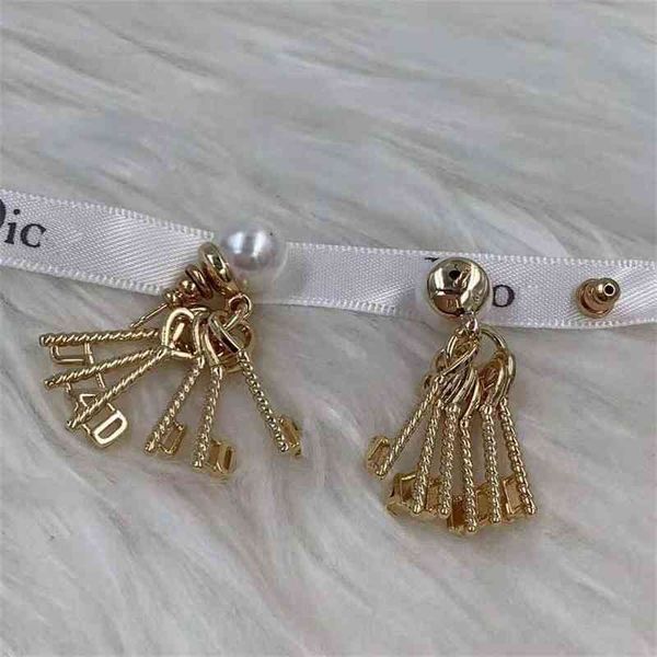 70% off outlet online 2021 key letter pearl earrings silver needle earrings female, Golden
70% off outlet online 2021 key letter pearl earrings silver needle earrings female, Golden