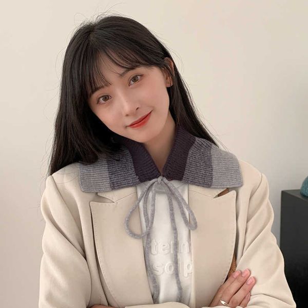 2021 autumn and winter three color splicing korean college style warm drawstring scarf false collar decorative bib, Blue;gray
2021 autumn and winter three color splicing korean college style warm drawstring scarf false collar decorative bib, Blue;gray
