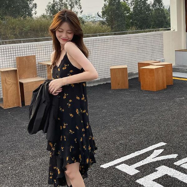dress women summer port, wear thin temperament dress, feminine design, irregular flower sling casual dresses, Black;gray
dress women summer port, wear thin temperament dress, feminine design, irregular flower sling casual dresses, Black;gray