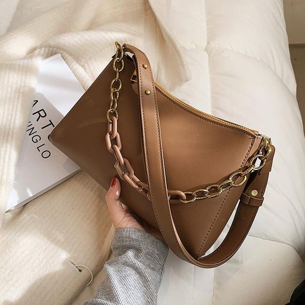 evening bags solid color pu leather shoulder armpit bag for women 2021 trend ladies chain crossbody lady phone handbags and purses
evening bags solid color pu leather shoulder armpit bag for women 2021 trend ladies chain crossbody lady phone handbags and purses