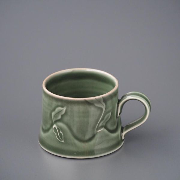 mugs vintage style ceramic coffee mug with leaves engraving handmade elegant tea cup cute original design pottery tumbler
mugs vintage style ceramic coffee mug with leaves engraving handmade elegant tea cup cute original design pottery tumbler