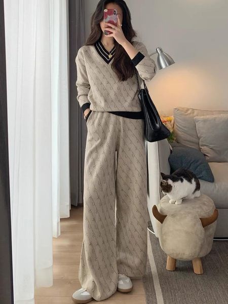 women's two piece pants casual knitted suit autumn fashion all-match long-sleeved v-neck pullover sweater wide-leg two-piece, White
women's two piece pants casual knitted suit autumn fashion all-match long-sleeved v-neck pullover sweater wide-leg two-piece, White