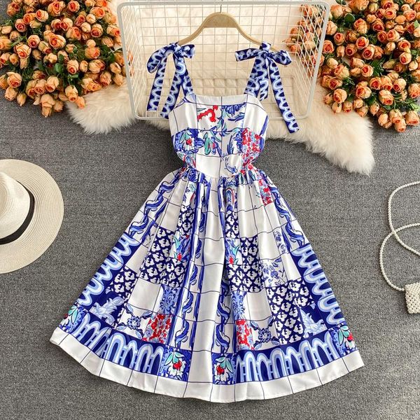 casual dresses summer style square collar sleeveless western-style print suspender skirt waist is thinner high-end big swing dress women, Black;gray
casual dresses summer style square collar sleeveless western-style print suspender skirt waist is thinner high-end big swing dress women, Black;gray