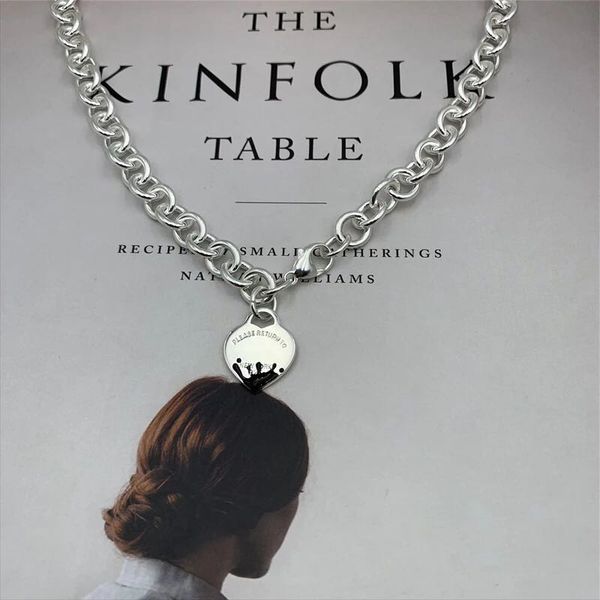 2022 brand original jewelry designer necklace black enamel water splash heart pendant men's and women's fashion simple high-end th, Silver
2022 brand original jewelry designer necklace black enamel water splash heart pendant men's and women's fashion simple high-end th, Silver
